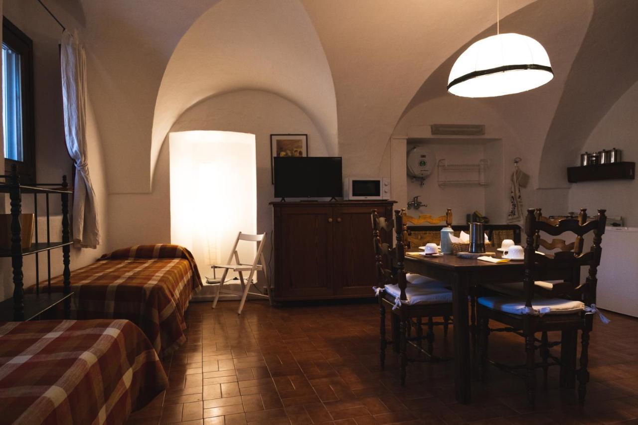 Cascina Des Religieuses Appartement Aosta Buitenkant foto